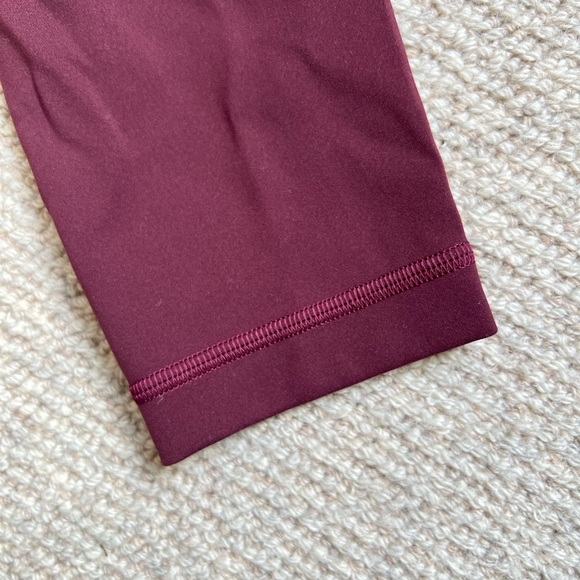 *SOLD* Lululemon Wunder Train High-Rise Legging 25” Length Size 6 - Picture 6 of 7